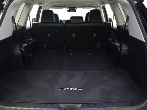 Certified 2024 Toyota Grand Highlander FWD image 22