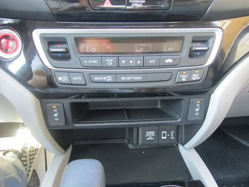 Used 2019 Honda Ridgeline RTL-E image 37