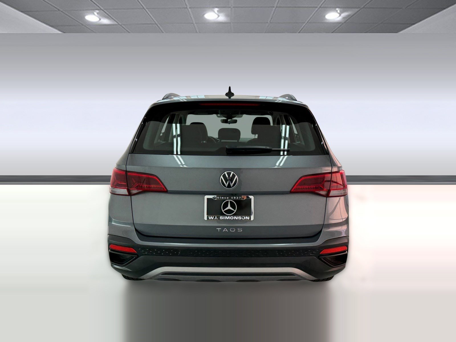 Used 2023 Volkswagen Taos S w/ Driver Assistance Package FWD image 9