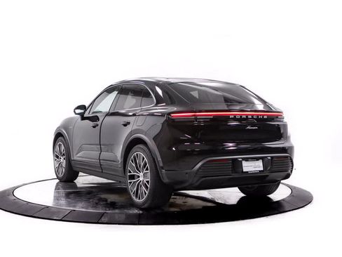 Certified 2026 Porsche Macan Electric RWD image 3