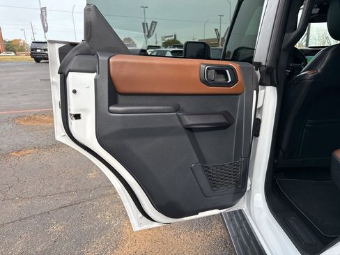Used 2024 Ford Bronco Outer Banks image 31