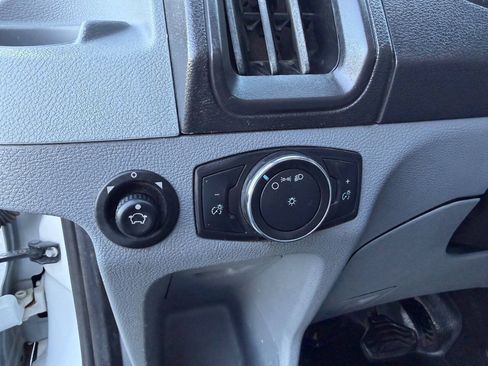 Used 2017 Ford Transit 350 XL RWD image 28