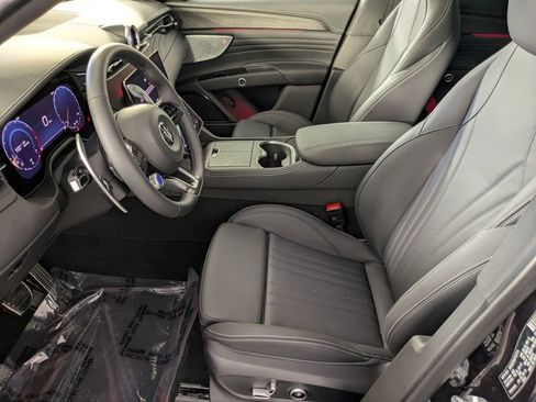 New 2025 Maserati Grecale Modena image 9