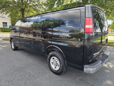 Used 2012 Chevrolet Express 3500 LT w/ LT Preferred Equipment Group image 5