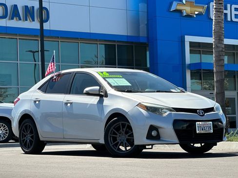 Used 2016 Toyota Corolla S image 2