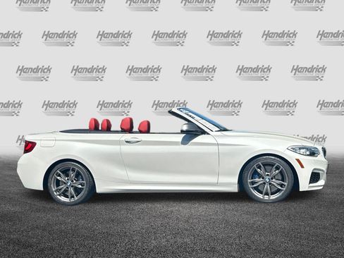 Used 2015 BMW M235i Convertible RWD image 3