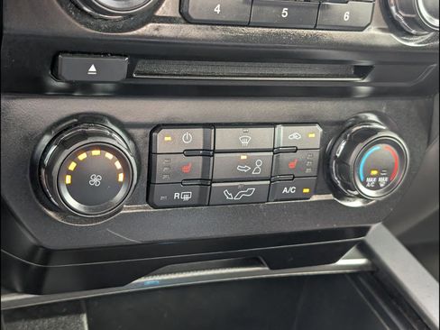 Used 2017 Ford F150 XLT w/ Equipment Group 302A Luxury AWD/4WD image 13