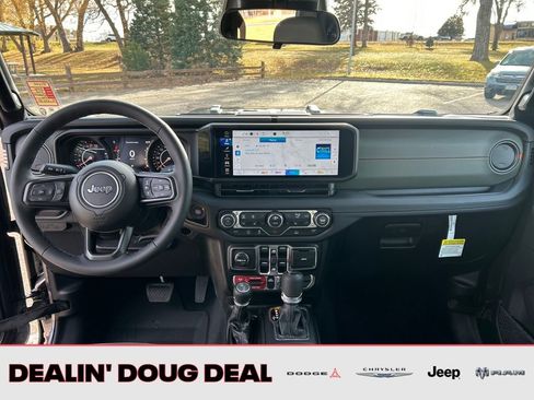 New 2026 Jeep Gladiator Mojave image 13