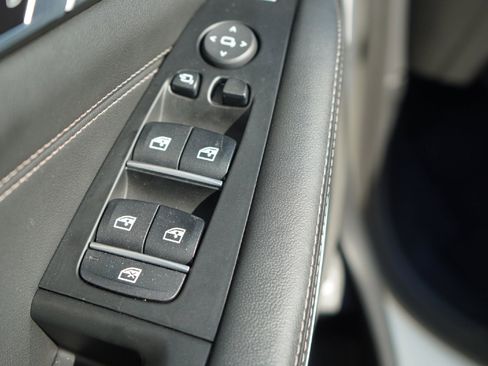 Used 2025 BMW X5 xDrive50e image 21