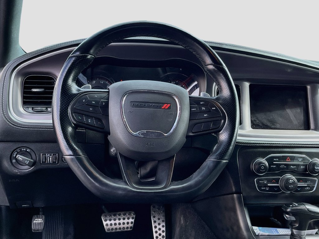 Used 2022 Dodge Charger R/T w/ Plus Group RWD image 11