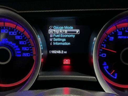 Used 2013 Ford Mustang Shelby GT500 image 14