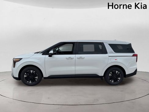 New 2026 Kia Carnival LXS FWD image 6
