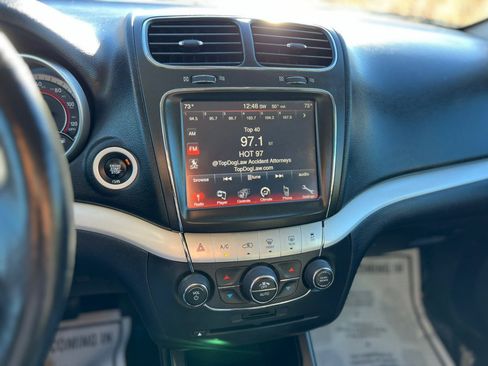 Used 2017 Dodge Journey GT w/ Driver Convenience Group image 16