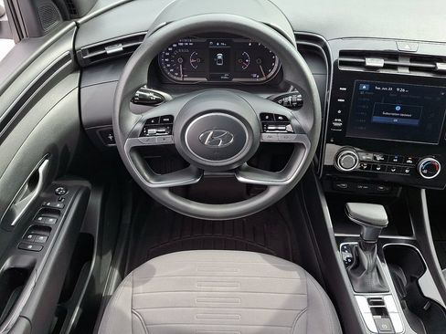 Used 2022 Hyundai Santa Cruz SEL AWD/4WD image 2