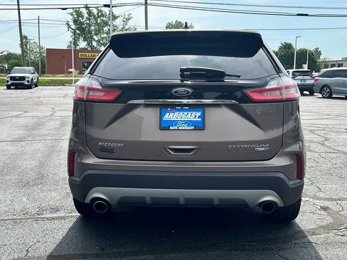 Used 2019 Ford Edge Titanium w/ Equipment Group 301A AWD/4WD image 6
