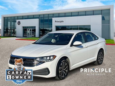 Certified 2024 Volkswagen Jetta S image 1