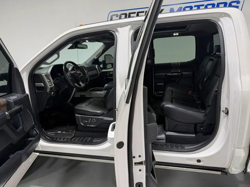 Used 2017 Ford F350 Lariat w/ Lariat Ultimate Package image 11