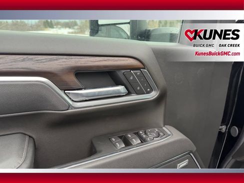 New 2026 GMC Sierra 3500 SLT w/ SLT Premium Package AWD/4WD image 12