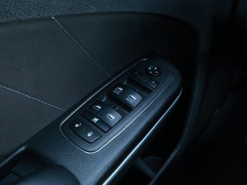 Used 2023 Dodge Charger SXT image 19