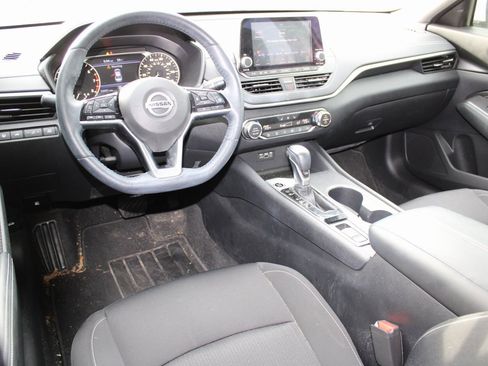 Used 2019 Nissan Altima 2.5 SV image 5