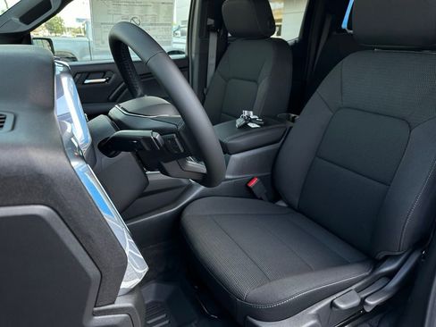 New 2026 GMC Canyon Elevation w/ Technology Package RWD image 12
