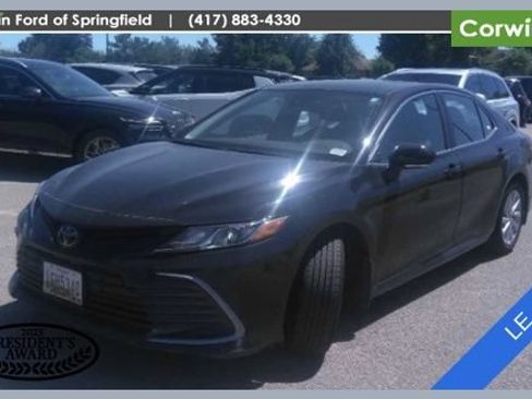 Used 2024 Toyota Camry LE FWD image 1