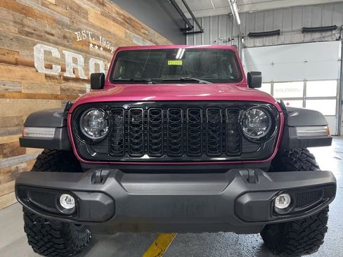 Used 2024 Jeep Wrangler Unlimited Sport AWD/4WD image 7