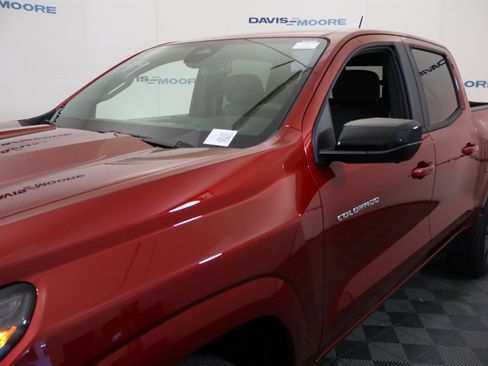 New 2026 Chevrolet Colorado Z71 w/ Technology Package AWD/4WD image 13