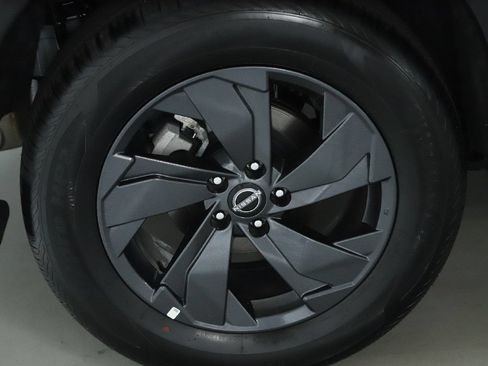 Certified 2026 Nissan Rogue SV w/ Cold Weather Package AWD/4WD image 12