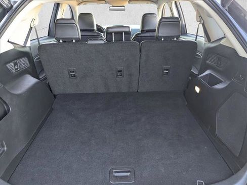 Used 2022 Ford Edge Titanium image 6