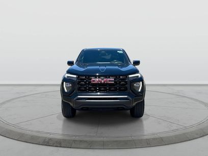 Used 2024 GMC Canyon Elevation