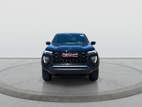Used 2024 GMC Canyon Elevation RWD image 3