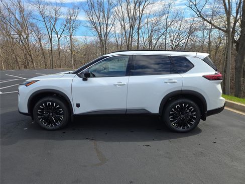 New 2026 Nissan Rogue SV AWD/4WD image 5