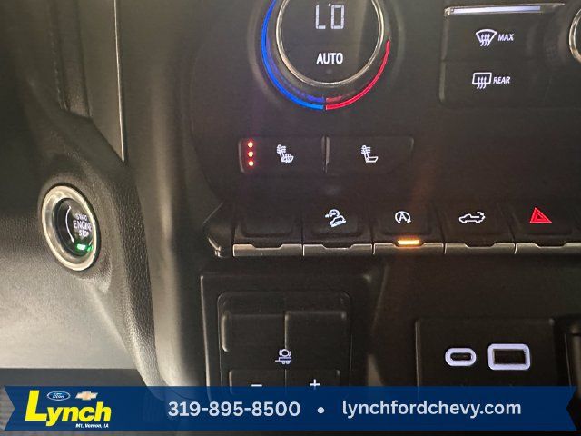 Used 2020 Chevrolet Silverado 1500 LT Trail Boss AWD/4WD image 13