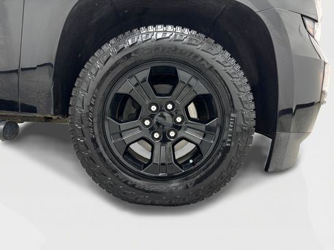 Used 2020 Chevrolet Tahoe LS w/ Enhanced Driver Alert Package AWD/4WD image 50