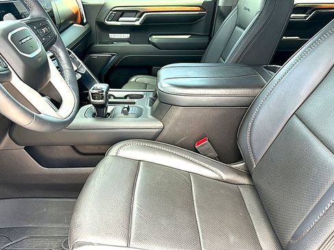 Used 2024 GMC Sierra 1500 Denali w/ Denali Reserve Package AWD/4WD image 13