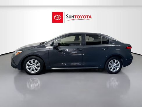 Used 2023 Toyota Corolla LE image 7