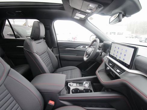 New 2026 Ford Explorer ST-Line image 33