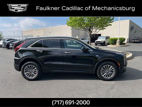 Used 2025 Cadillac XT4 Premium Luxury image 29