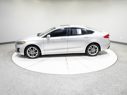 Used 2019 Ford Fusion SEL FWD image 30