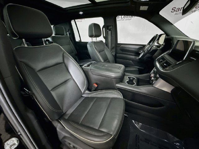 Used 2022 GMC Yukon XL SLT AWD/4WD image 31
