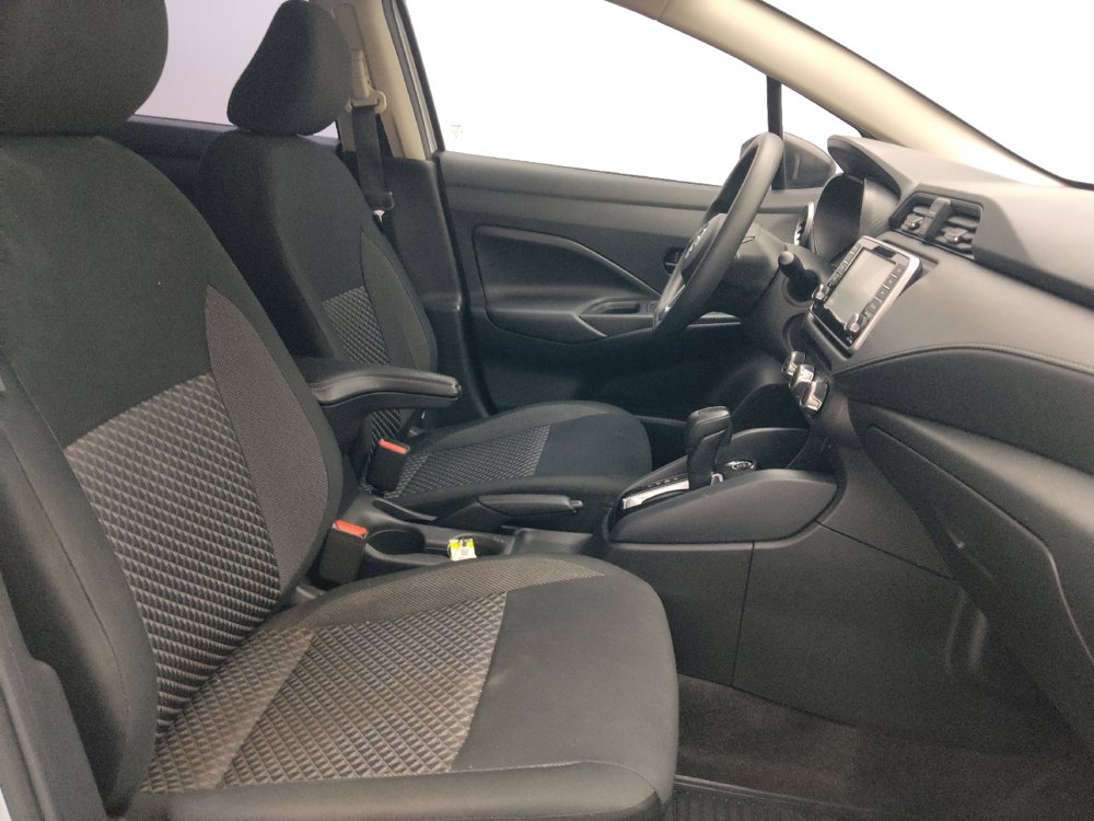 Used 2020 Nissan Versa S FWD image 21