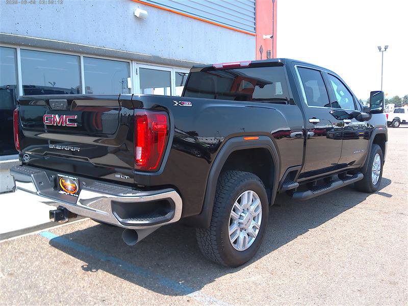Used 2022 GMC Sierra 2500 SLT AWD/4WD image 3