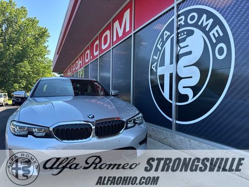 Used 2019 BMW 330i xDrive Sedan w/ Driving Assistance Package AWD/4WD image 1