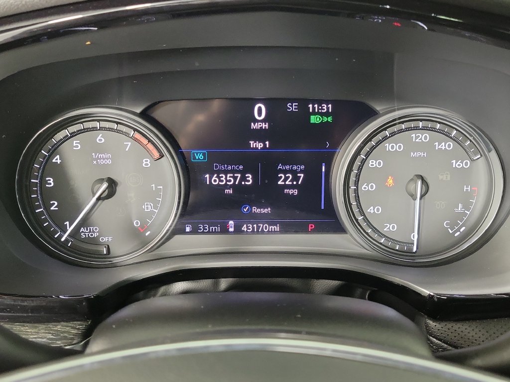 Used 2022 Cadillac XT5 Premium Luxury w/ Technology Package FWD image 26