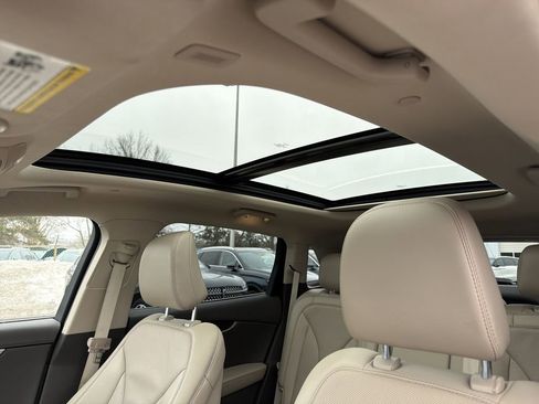 Certified 2023 Lincoln Nautilus Reserve image 28