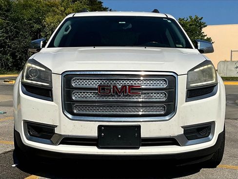 Used 2013 GMC Acadia SLE image 2