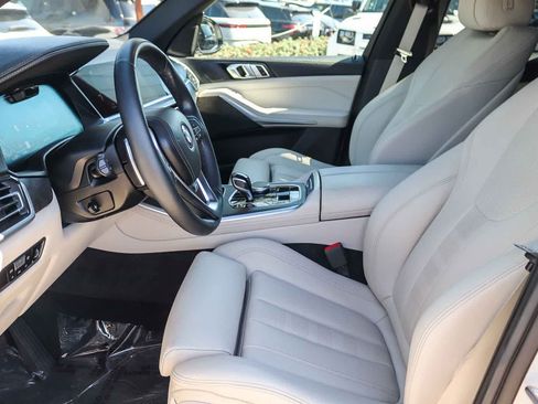 Used 2022 BMW X5 xDrive40i AWD/4WD image 18