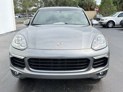 Used 2017 Porsche Cayenne S AWD/4WD image 6