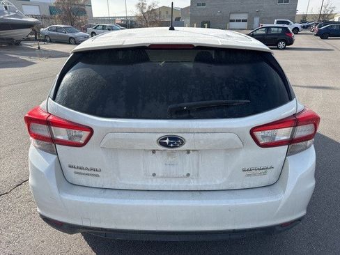 Used 2017 Subaru Impreza 2.0i image 4